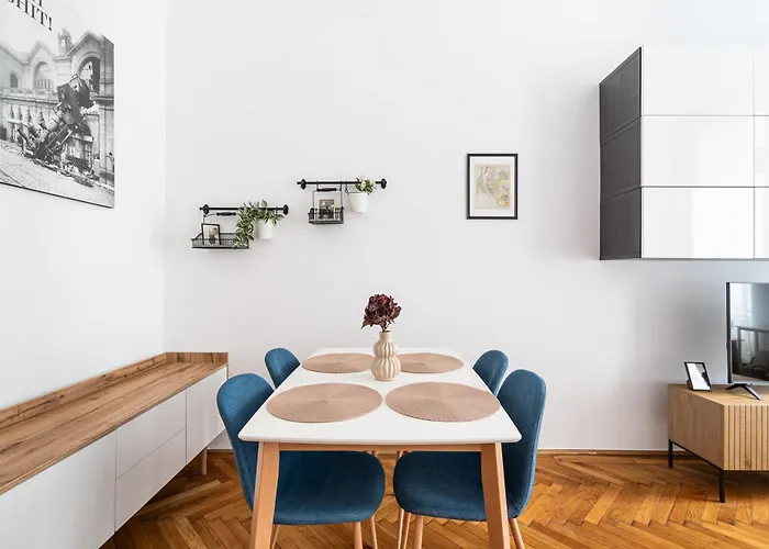 R7 Apartmán